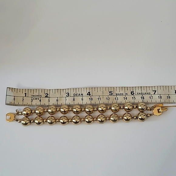 Vintage Monet double strand bracelet with gold tone beads - Picture 11 of 11